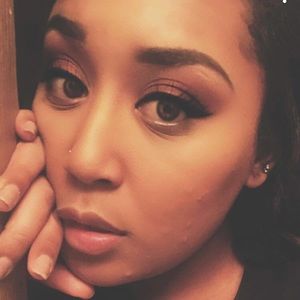 Meet your Posher, Asia